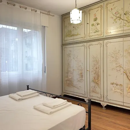 10' Linate Airport, Perfect For Visiting Milan Apartment Exterior photo